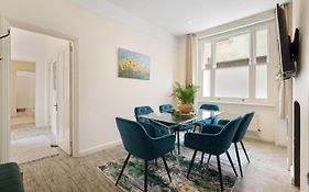 Heart Of London: 3 Bed Near Oxford St And Subway